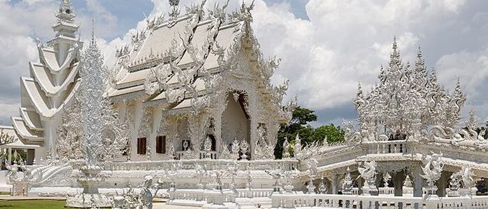 Mengulik Sejarah Terbentuknya Chiang Rai Thailand Yang Dikenal Dengan Kuil Putih